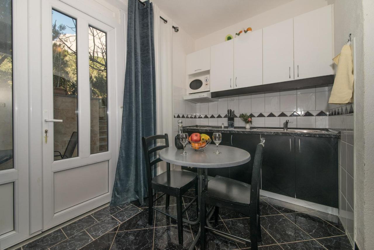 Apartments Niko プロマイナ エクステリア 写真