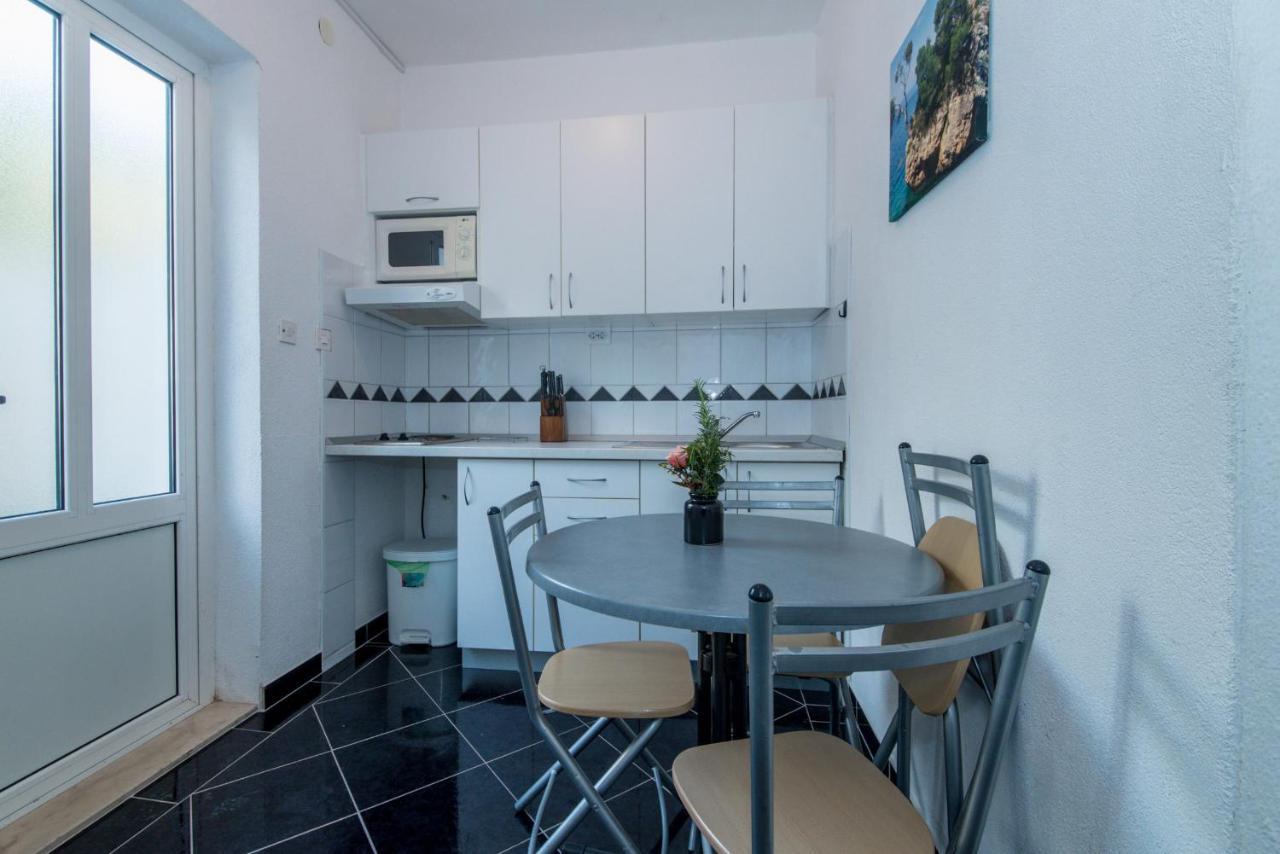 Apartments Niko プロマイナ エクステリア 写真